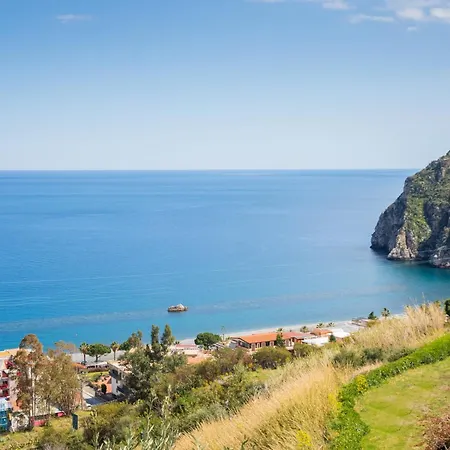 Paradise Vista Mare SantʼAlessio Siculo